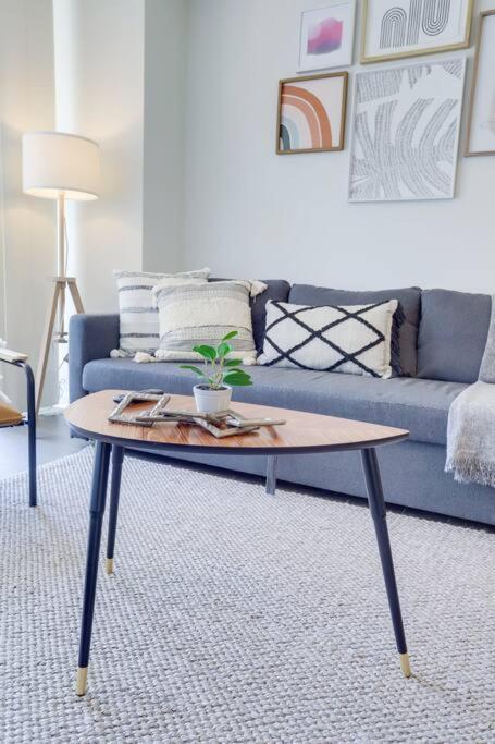 Bright Apartment Walk To Ballston Metro Арлингтон Экстерьер фото